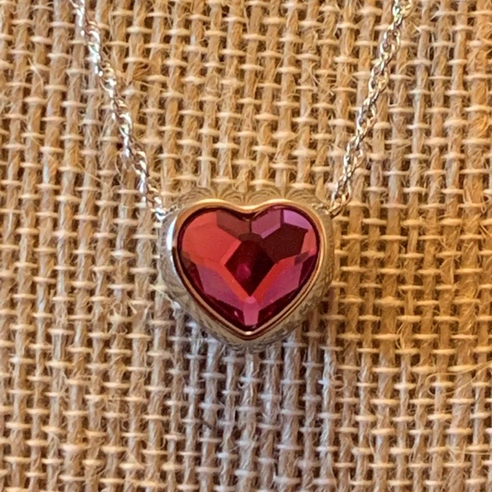 swarovski pink heart necklace